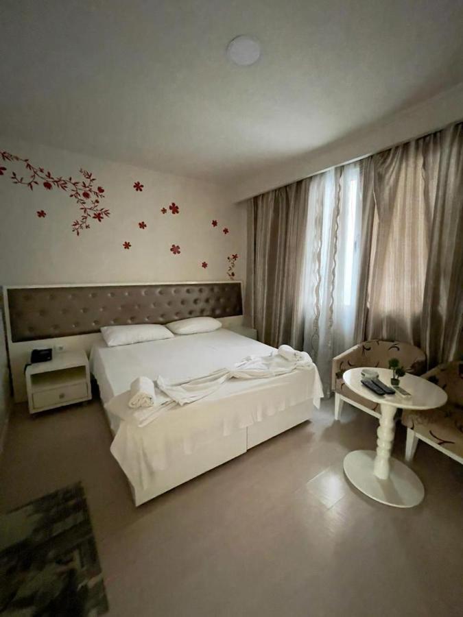 Select City Center Hotel Tiran Dış mekan fotoğraf